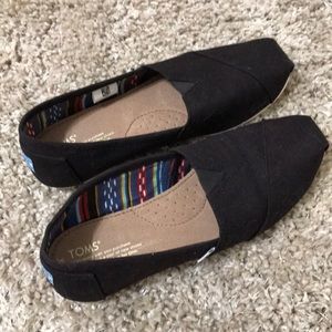Toms Black Shoes Size 10W